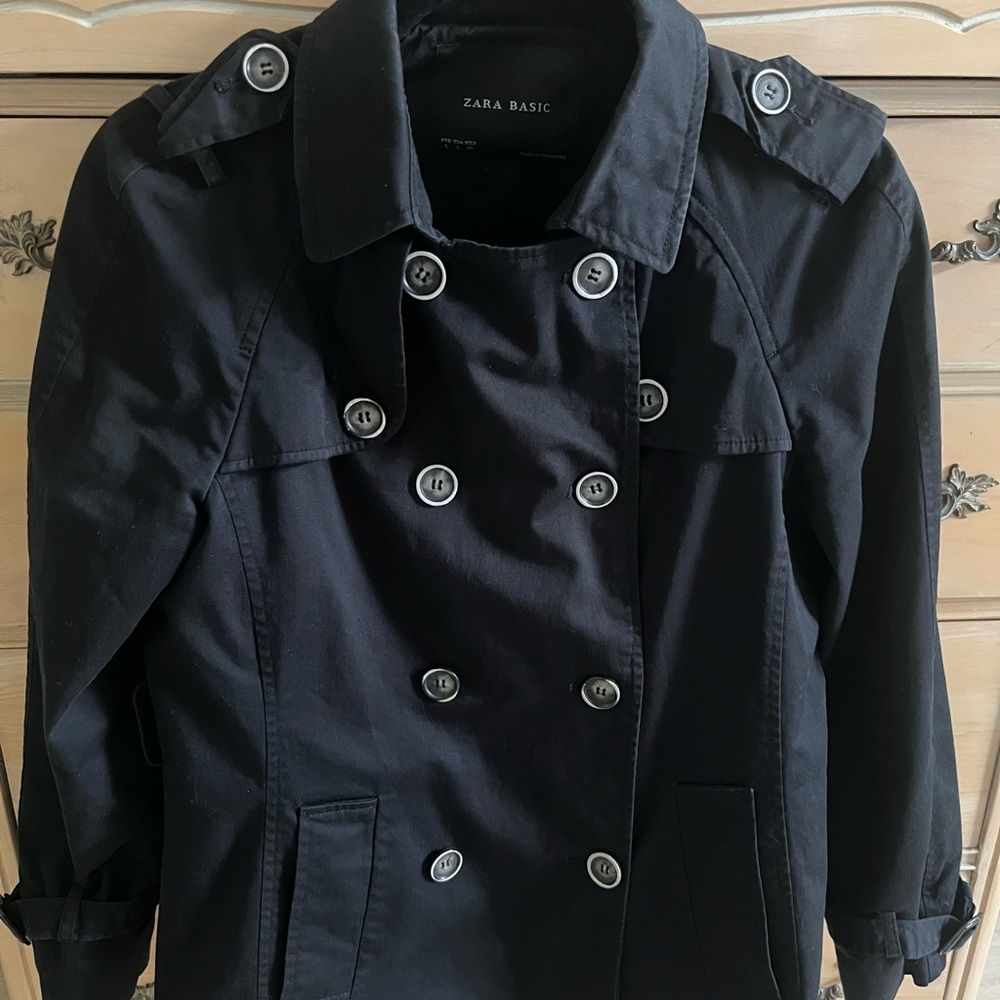 Zara Crop Double-Breasted Trench Coat